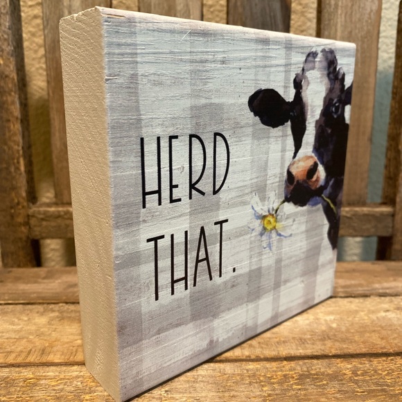 Farmhouse Cow Decor, Cow Herd That Wood Sign For Tier Trays, Small Cow Sign - Picture 4 of 10